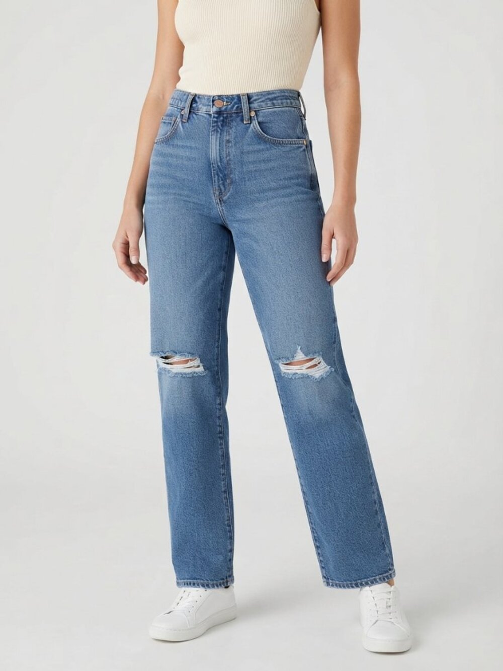 Wrangler High Rise Loose Mom Jeans 28 Mid Wash Distressed NWT